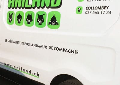 Vehicule Aniland 02 400x284 Vehicules